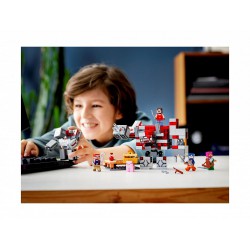 LEGO Minecraft 21163 Bitva o rudit