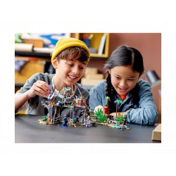 LEGO Ninjago 71747 Vesnice strážců