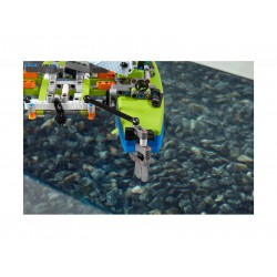 LEGO Technic 42105 Katamarán