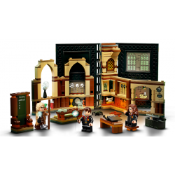 LEGO Harry Potter 76397 Kouzelné momenty z Bradavic: Hodina obrany proti černé magii