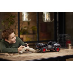 Lego Technic Audi RS Q e-tron 42160