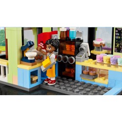 LEGO Friends 42618 Kavárna v městečku Heartlake