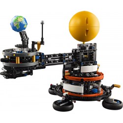 Lego Technic Planeta Země a Měsíc na oběžné dráze 42179