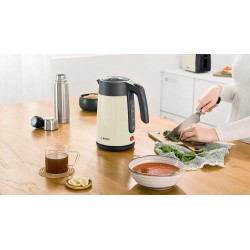 Bosch TWK7L467, 2400W 1,7L KRÉMOVÁ