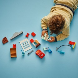 LEGO® DUPLO® Disney 10456 McQueen a návštěva v garáži doktora Hudsona