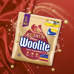 Woolite Keratin Therapy 33 ks pracích kapslí s keratinem pro barevné prádlo