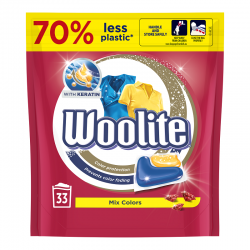 Woolite Keratin Therapy 33 ks pracích kapslí s keratinem pro barevné prádlo
