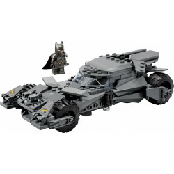 LEGO® Super Heroes 76331 Batman vs. Superman™: Batmobil