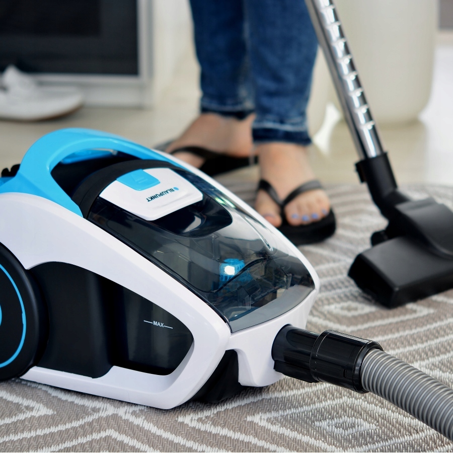 Cyklonový vysavač Blaupunkt VCC301 v moderním provedení