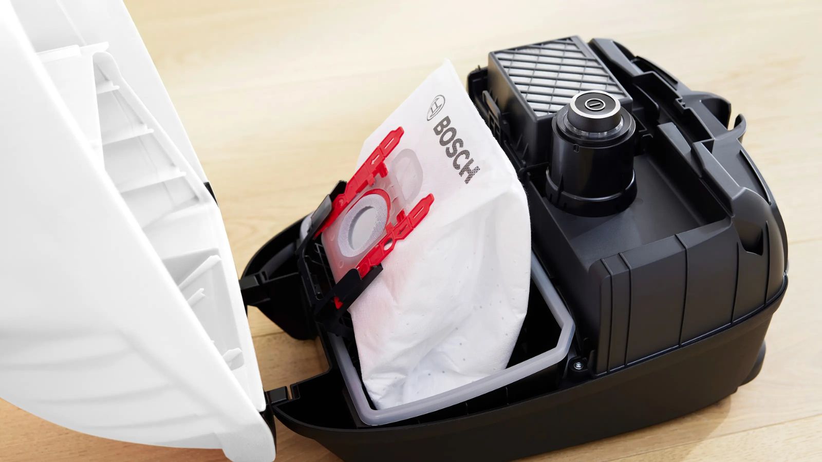 Sáčkový vysavač Bosch Serie 6 ProSilence BGB6SIL0L 700W 66dB – sáčkový systém