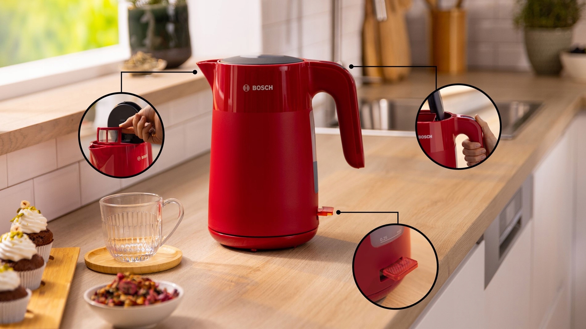 Široce otevíratelné víko konvice Bosch MyMoment pro snadné čištění