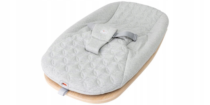 Snadné složení lehátka Chicco Zen Wave do plochého tvaru
