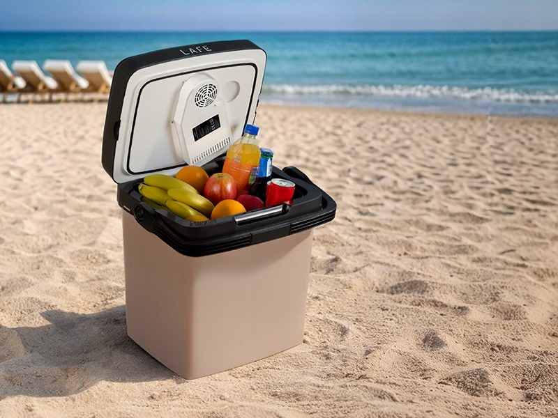 Pohled na výkonnou jednotku chladničky LAFE ChillBox 26L