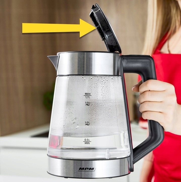 Kvalitní materiály sklo a kov u modelu MPM MCZ-116