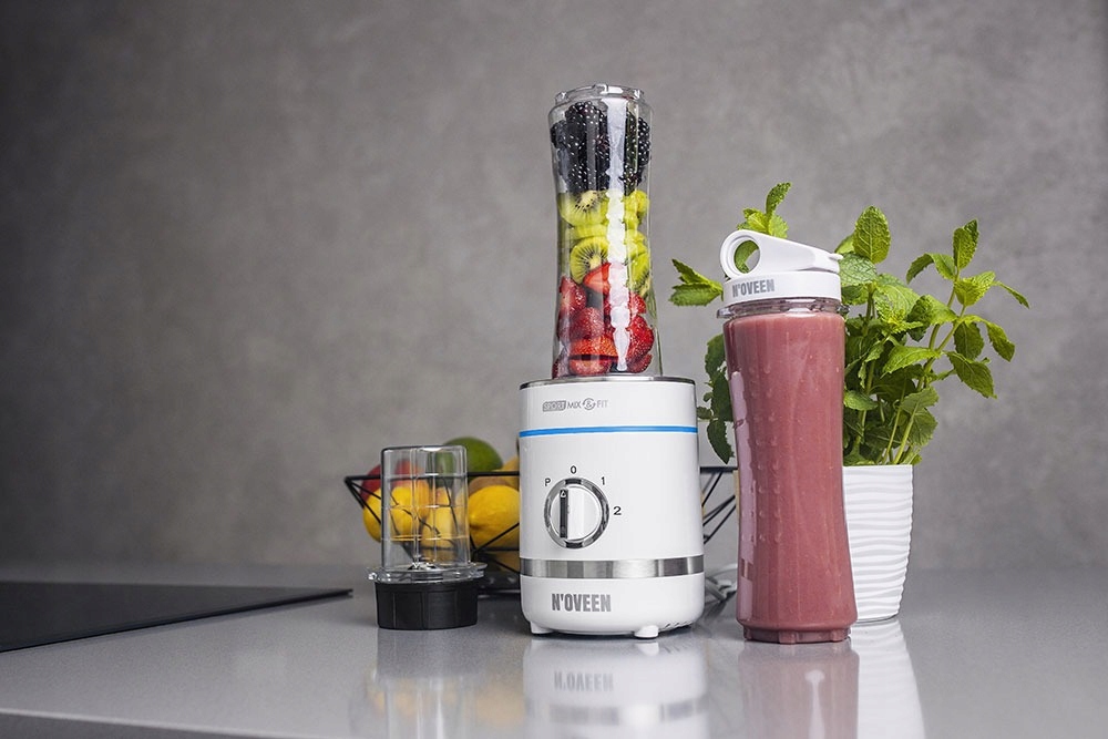 Elegantní design smoothie mixéru N'OVEEN s LED podsvícením