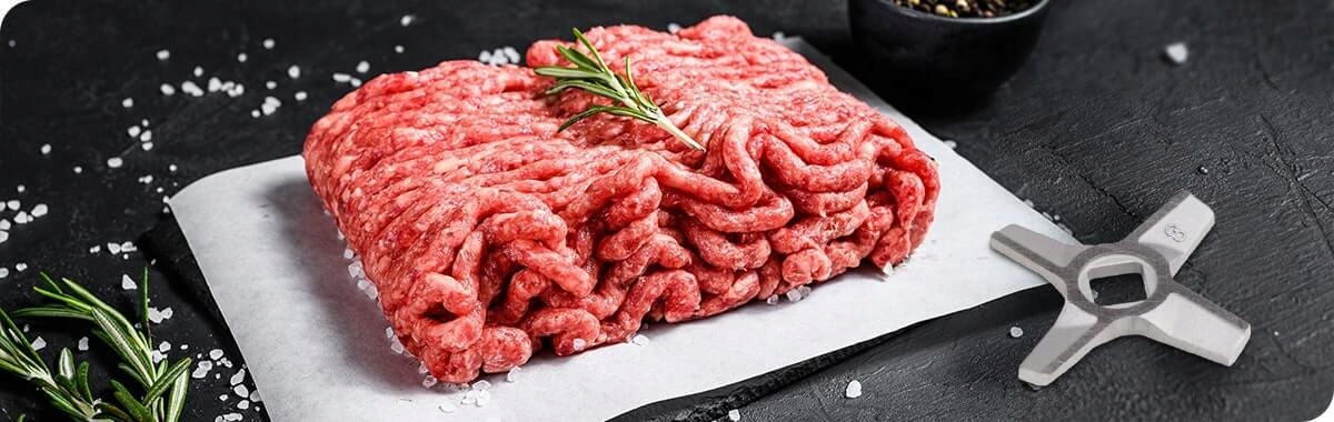 Mlýnek Zelmer s namontovaným plnicím zásobníkem a pěchovadlem
